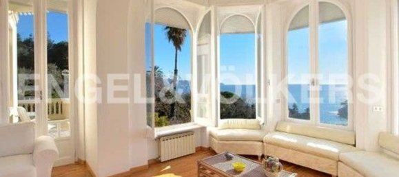 7 rooms Apartment in Rapallo, Italy No. 127306 2