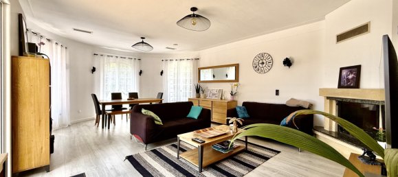 5 bedrooms House in Meze, France No. 281993 7