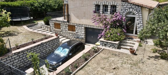 5 bedrooms House in Meze, France No. 281993 2