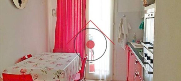 2 Schlafzimmer Haus in Viareggio, Italy, Nr. 40593 3