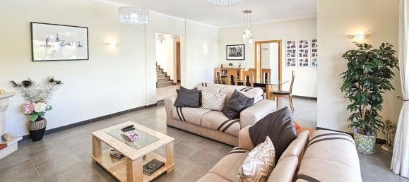 4 Schlafzimmer Villa in Ferragudo, Portugal, Nr. 102522 16