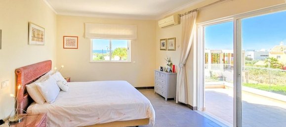 4 Schlafzimmer Villa in Ferragudo, Portugal, Nr. 102522 26