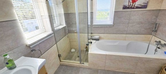 4 Schlafzimmer Villa in Ferragudo, Portugal, Nr. 102522 28