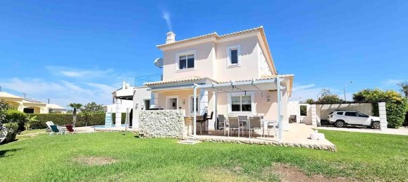 4 Schlafzimmer Villa in Ferragudo, Portugal, Nr. 102522 5