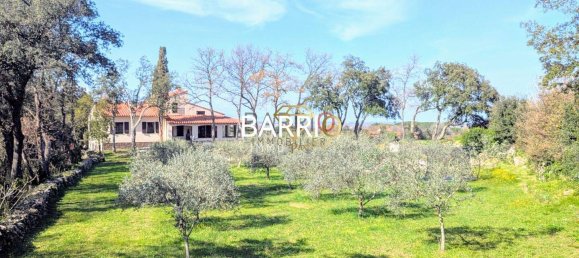 5 bedrooms Villa in Laroque-des-Alberes, France No. 299436 2