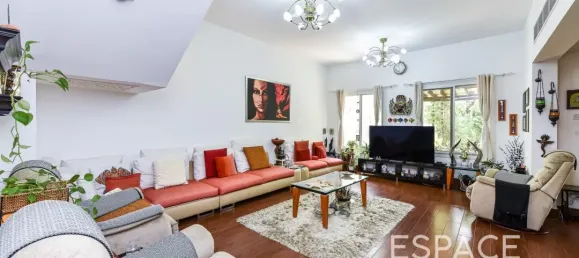 3 dormitorios villa en venta en The Springs, Dubai, UAE № 106062 2