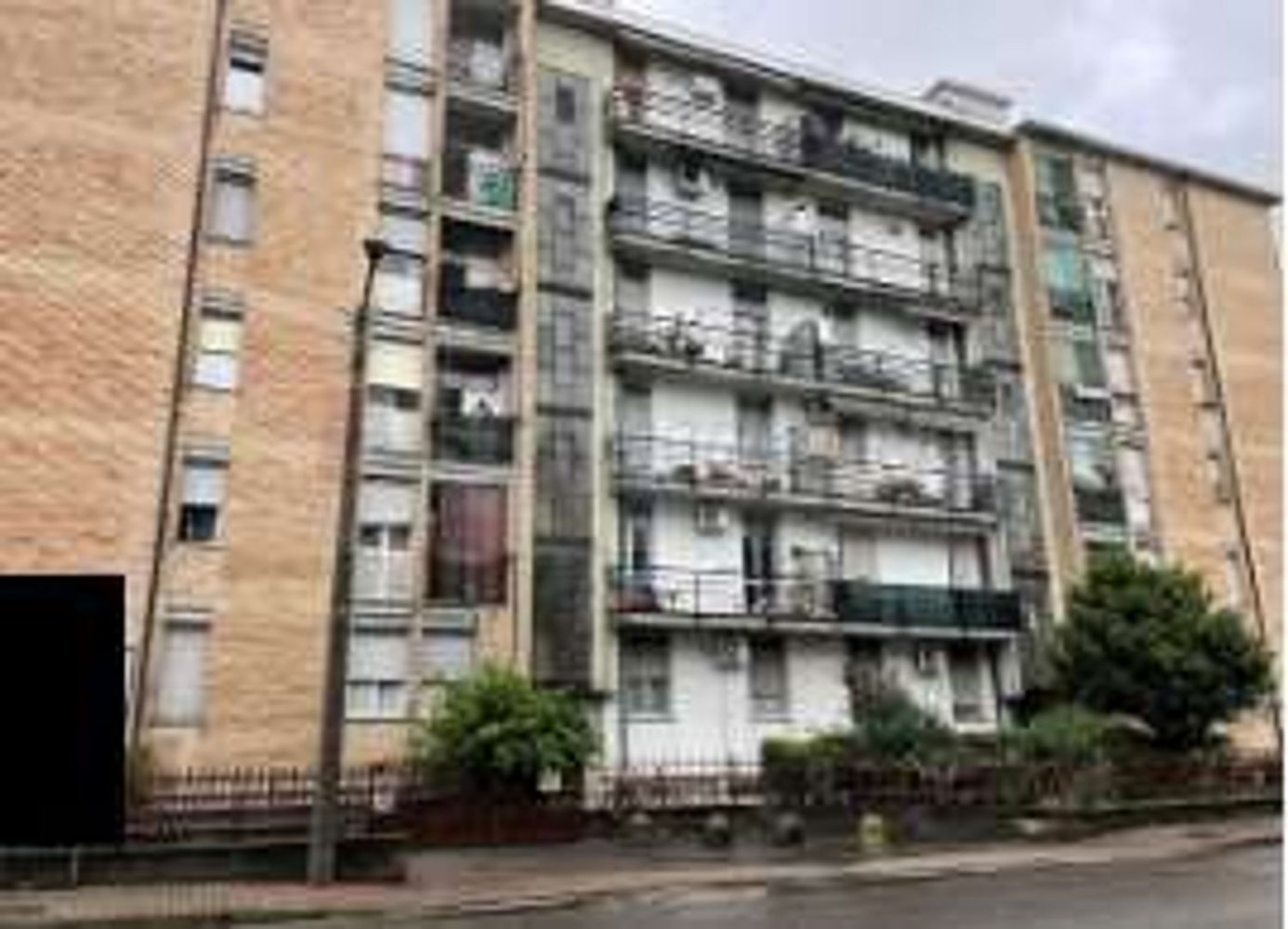 Apartamento de 3 divisões em Solaro, Italy N.º 60657