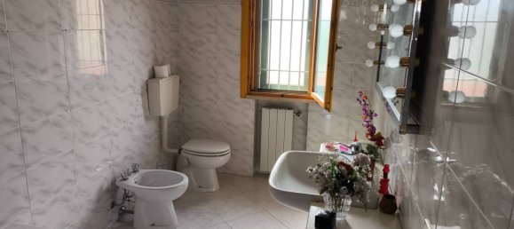 3 bedrooms House in Monsummano Terme, Italy No. 163286 16