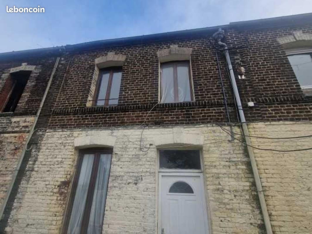 2 bedrooms House in Denain, France No. 197200