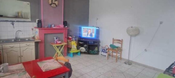 2 bedrooms House in Denain, France No. 197200 5