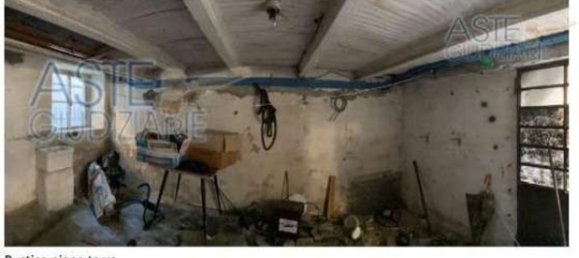 Apartamento de 4 habitaciónes en Lonate Ceppino, Italy No. 181426 6