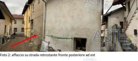 Apartamento de 4 habitaciónes en Lonate Ceppino, Italy No. 181426 3