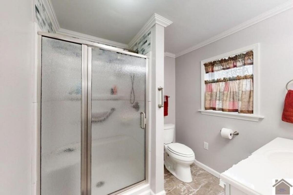 2 bedrooms House in New Concord, USA No. 379946