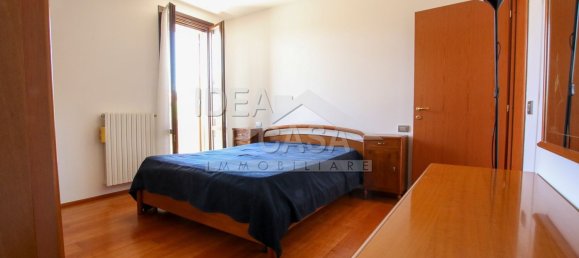 4 rooms Apartment in Medolla, Italy No. 118338 11