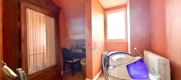 Casa de 5 dormitorios en Le Raincy, France No. 359301 17