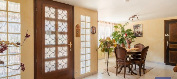 4 bedrooms House in Bondy, France No. 118057 4