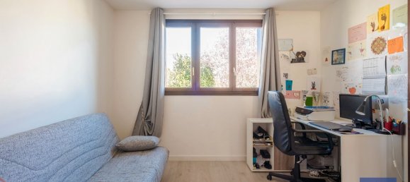 4 bedrooms House in Bondy, France No. 118057 11