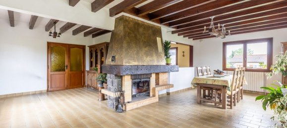 4 bedrooms House in Puy-de-Dome, France No. 339294 4