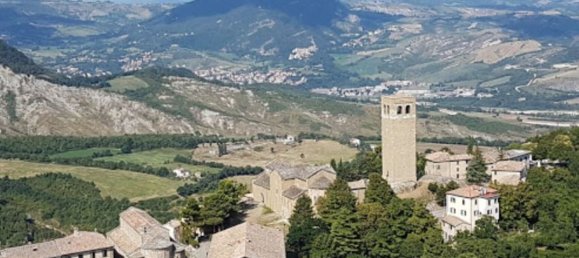 4 rooms Apartment in Roncofreddo, Italy No. 14426 10