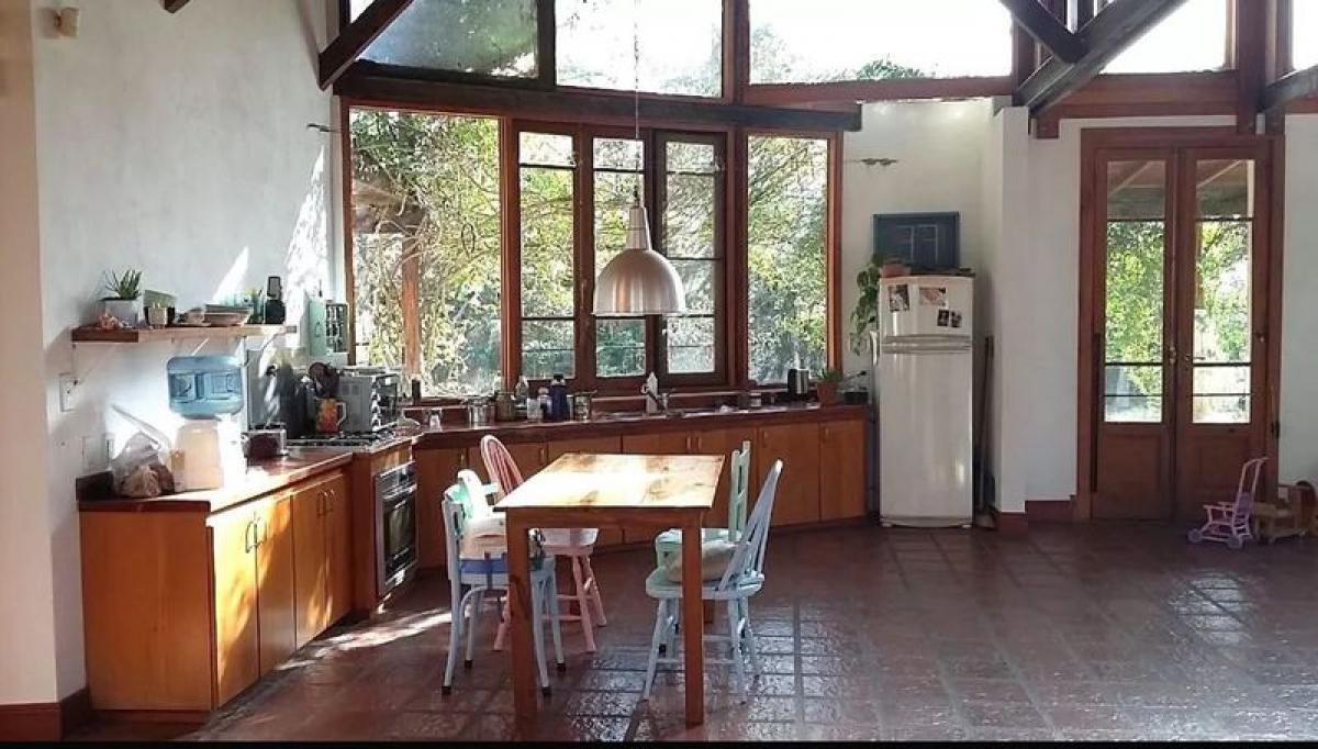 4 bedrooms House in Tigre, Argentina No. 20149