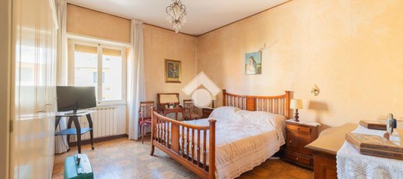 Apartamento de 4 divisões em Rome, Italy N.º 2497 5