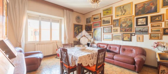 Apartamento de 4 divisões em Rome, Italy N.º 2497 3