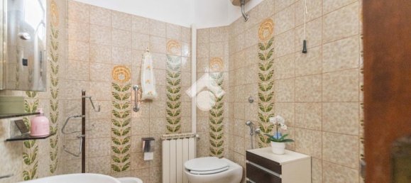 Apartamento de 4 divisões em Rome, Italy N.º 2497 8