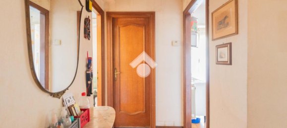 Apartamento de 4 divisões em Rome, Italy N.º 2497 13