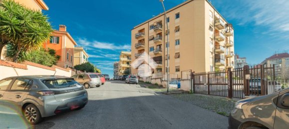 Apartamento de 4 divisões em Rome, Italy N.º 2497 10