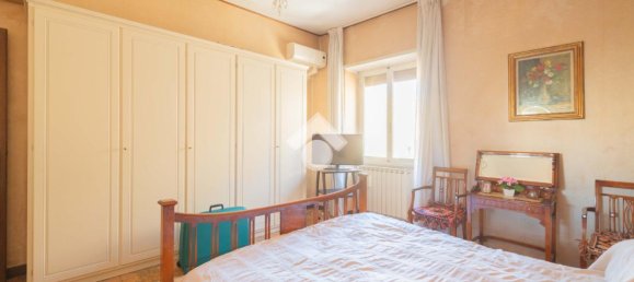 Apartamento de 4 divisões em Rome, Italy N.º 2497 16