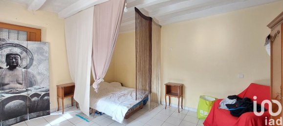 Дом с 9 комнатами в Сориньи, Франция № 237401 13