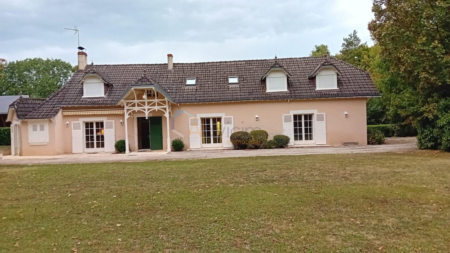 5 Schlafzimmer Villa in Niherne, France, Nr. 274632