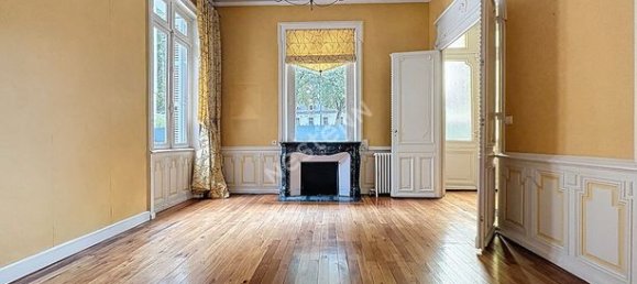 5 bedrooms House in Tours, France No. 311320 13