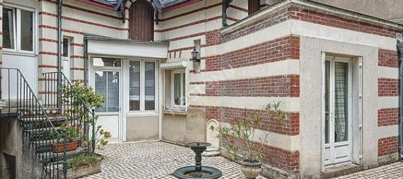 5 bedrooms House in Tours, France No. 311320 12