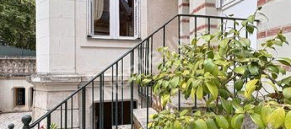 5 bedrooms House in Tours, France No. 311320 7