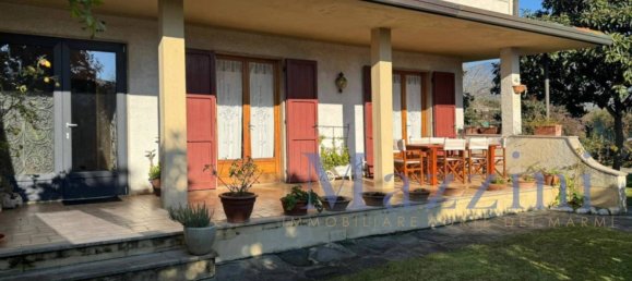 4 bedrooms Villa in Forte dei Marmi, Italy No. 325565 9