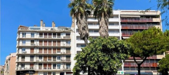 2 chambres Appartement à Marseille, France No. 310904 13