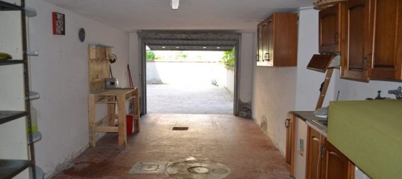5-salle Appartement à Fermignano, Italy No. 269399 21