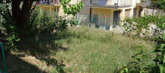 5-salle Appartement à Fermignano, Italy No. 269399 23