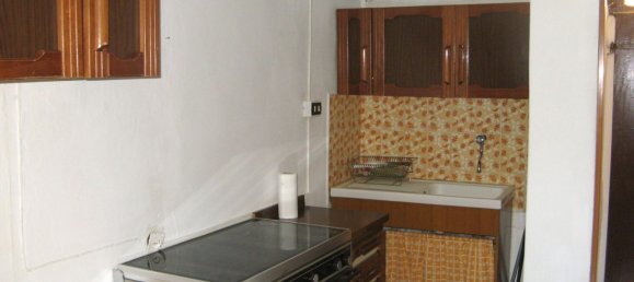 4 rooms House in Salle, Italy No. 149528 11