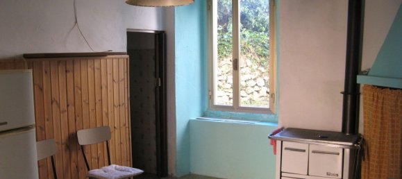 4 rooms House in Salle, Italy No. 149528 2