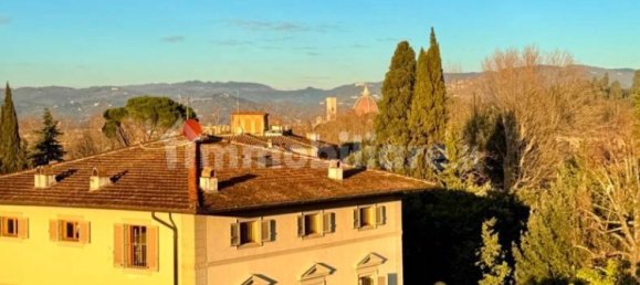 3 Schlafzimmer Penthouse in Florence, Italy, Nr. 337590 16