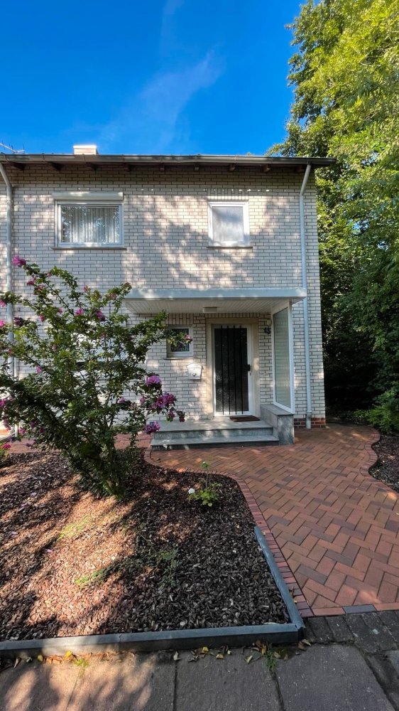 3 bedrooms Townhouse in Minden-Lubbecke, Germany No. 277990