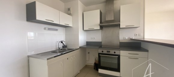 1 bedroom Apartment in Pace, France No. 303240 3