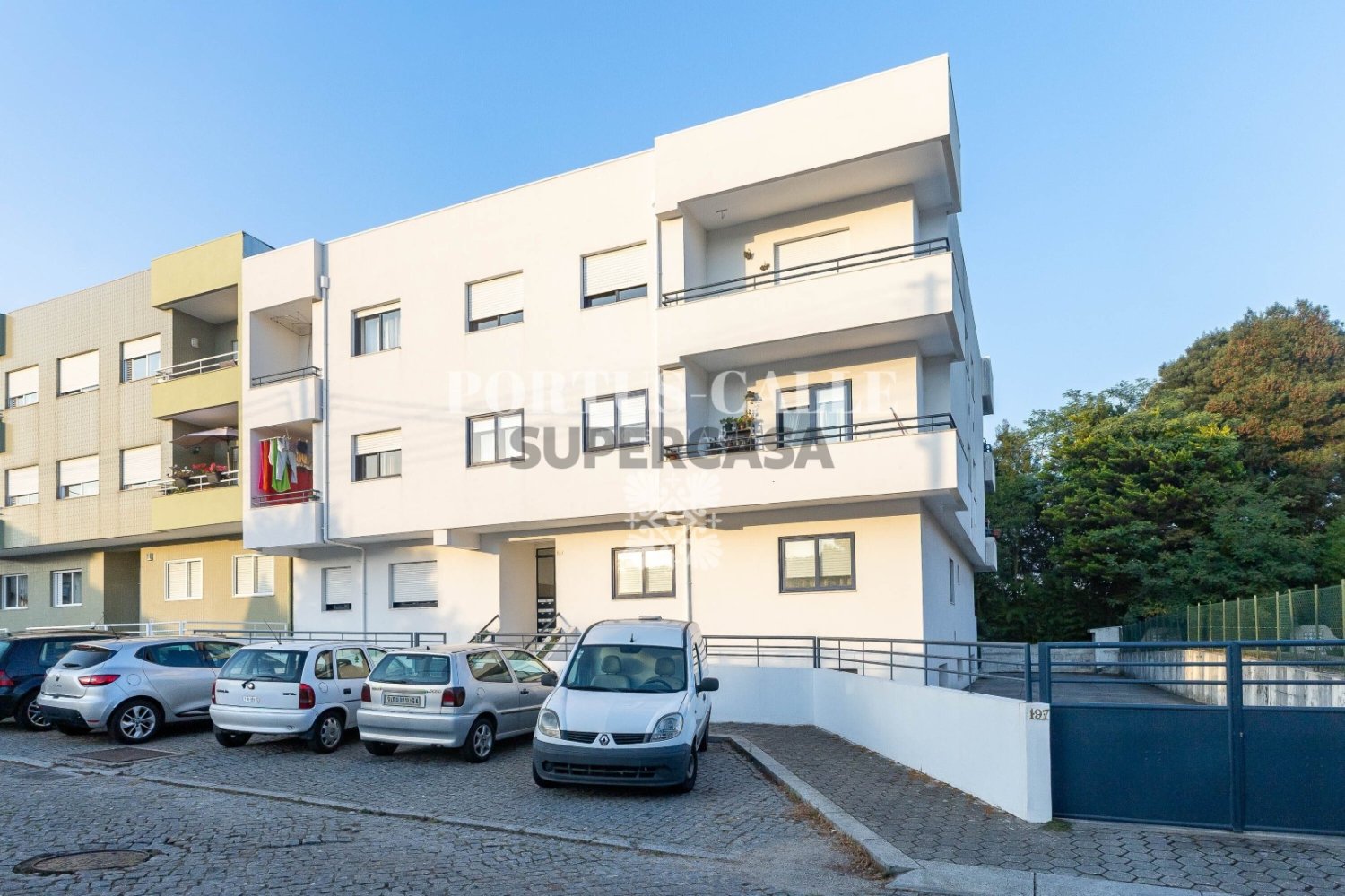 2 bedrooms Apartment in Vila Nova de Gaia, Portugal No. 331605