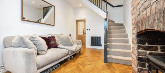 2 bedrooms House in Bushey, United Kingdom No. 6216 25