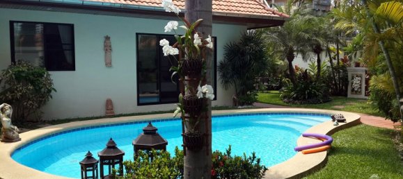 2 bedrooms Cafe / restaurant in Pattaya, Thailand No. 1630 8