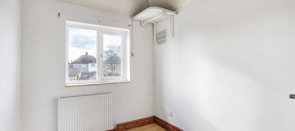 Дом с 4 спальнями в Хаунслоу, Великобритания № 8482 20