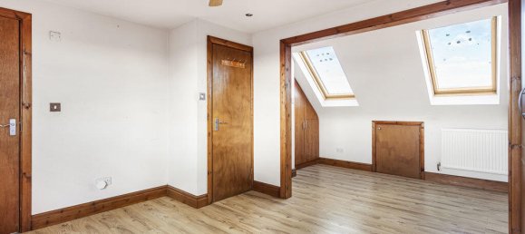 Дом с 4 спальнями в Хаунслоу, Великобритания № 8482 16