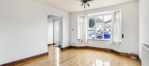 Дом с 4 спальнями в Хаунслоу, Великобритания № 8482 9